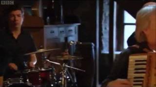 Video thumbnail of "The Hut Set. Phil Cunningham.wmv"