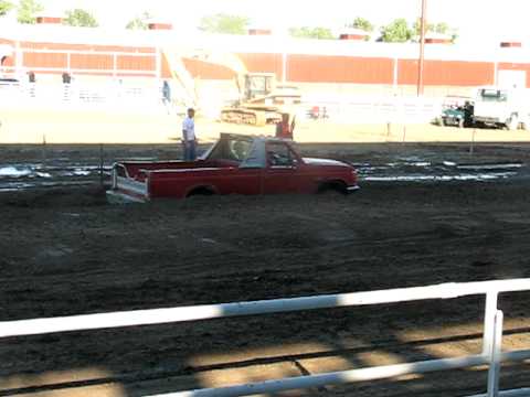 1987 Ford F150 with a small block 302, driven by Robert Caves, passenger Marshall Caves. This even took place in Douglas, Wyoming at the Wyoming State Fairgrounds. Sorry about the background noise.