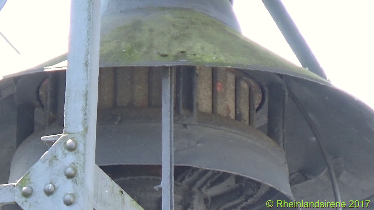 Probealarm Sachsenwerk-Sirene - Historische WK2-Sirene in Melsbach