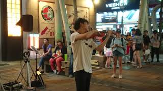 林子安 Violin Artist 動人演奏〖Ayasa - 告白的夜 The reason why〗細膩獨到的詮釋手法及精湛的演奏技巧，將柔腸百轉的心境，表現得淋漓盡致，令人動容。 信義區香榭大道