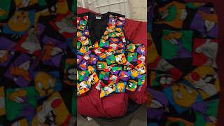 This VINTAGE Looney Tunes vest has EVERYTHING I am looking for when sourcing for eBay! #reseller This VINTAGE Looney Tunes vest has EVERYTHING I am looking for when sourcing for eBay! #reseller