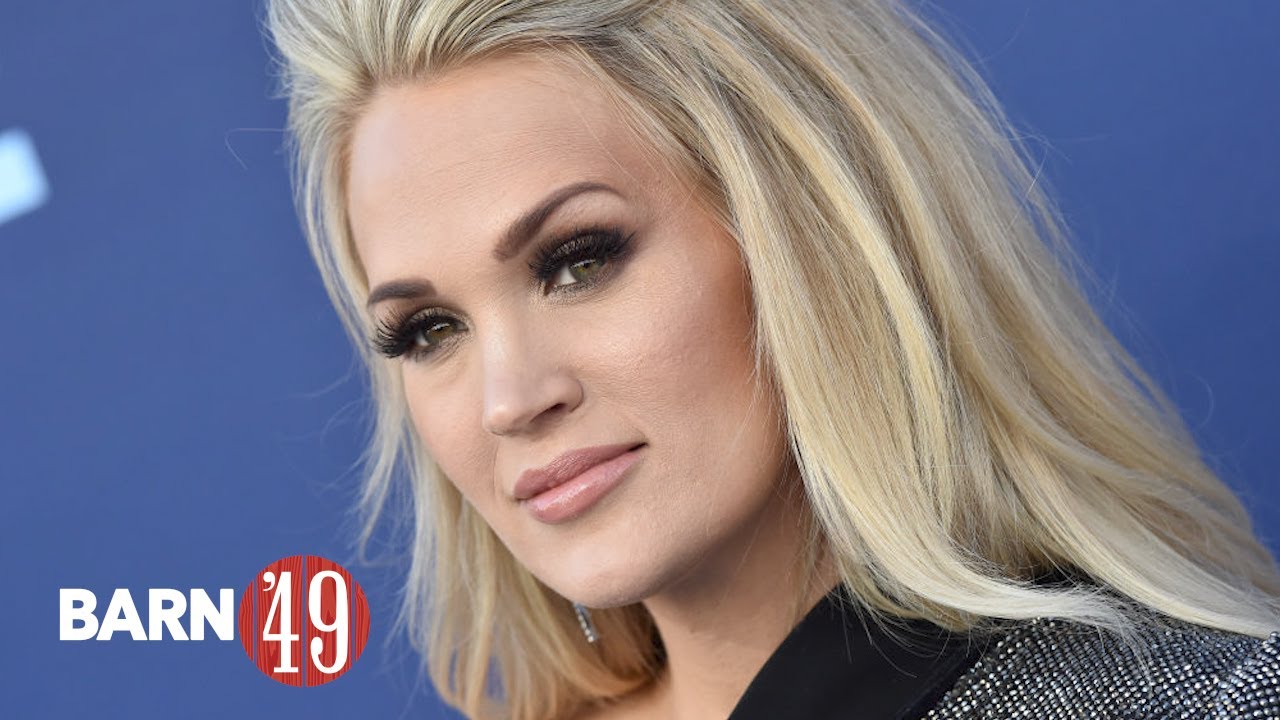 Home 'Invader' Crashes Carrie Underwood's Tik Tok Debut - YouTube