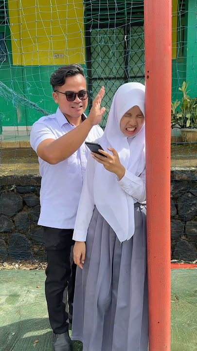 The basketball pole is so loud 🙄😄 #comedy #funny #laugh #funny