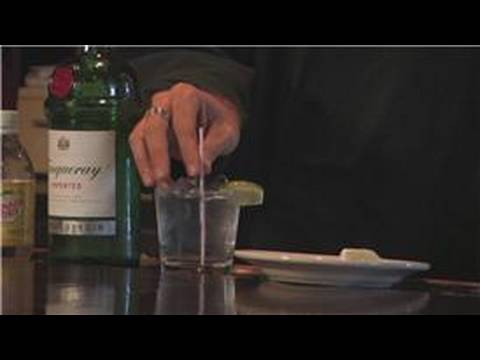 drink-tips-&-recipes-:-how-to-make-a-gin-&-tonic