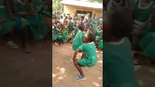 Pupils Twerking To Episode Kutu
