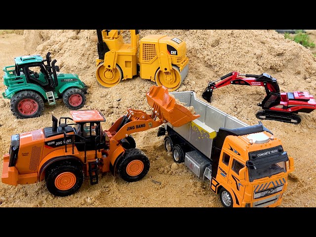 Compilation of excavator dump truck and tractor playing in the sand - Toy car story class=