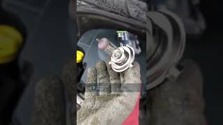 Tuto Changement Ampoule H4 Croisement Renault clio 2 1.4 75CV Essence 2000