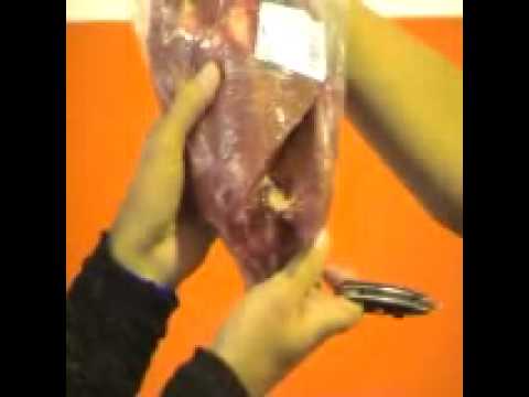Karambit Knife Cutting Through Meat - YouTube