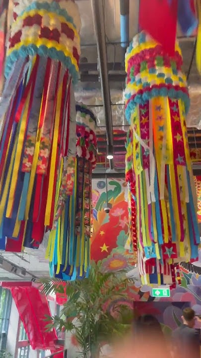 new-mall-in-bangkok-shorts-subscribe-mall-youtube