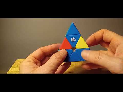 Pyraminx  Tips Tutorial.  Flipping the last 2 Edges.