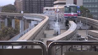 大阪モノレール・千里中央駅止まり待避線へ、折り返し門真行きに。