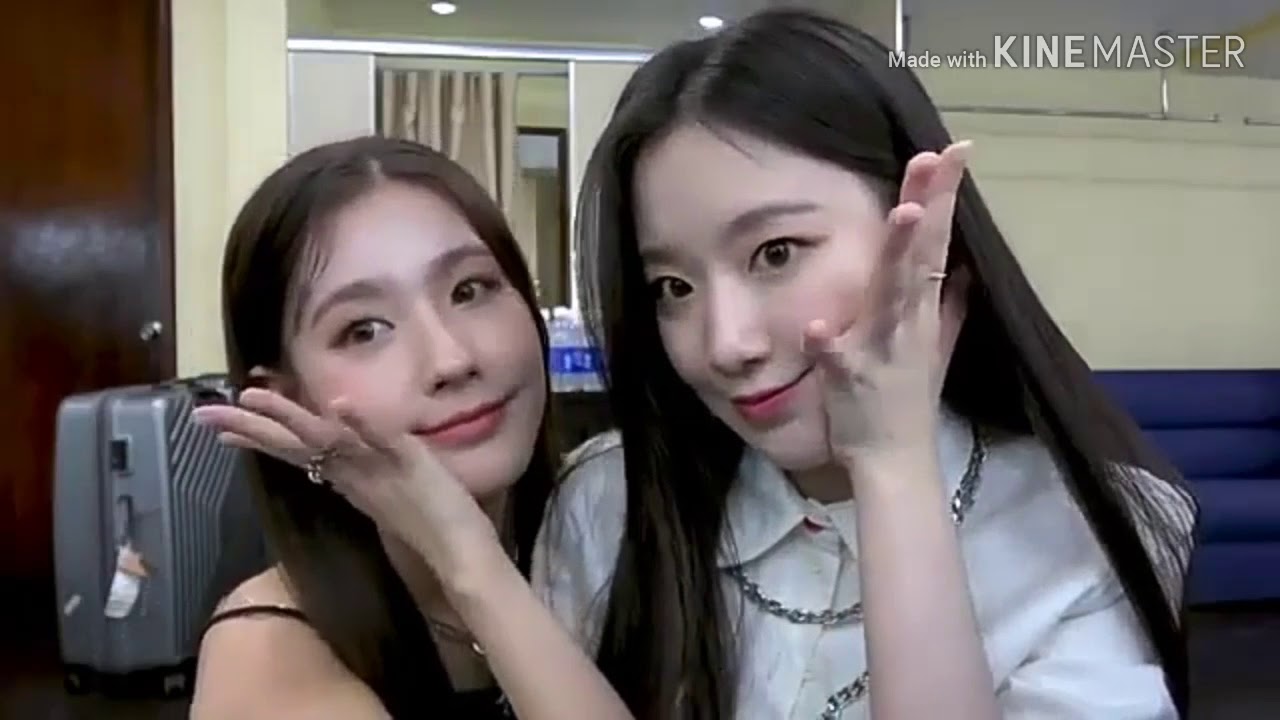 Mishu moments [Miyeon and Shuhua from (G)i-dle]
