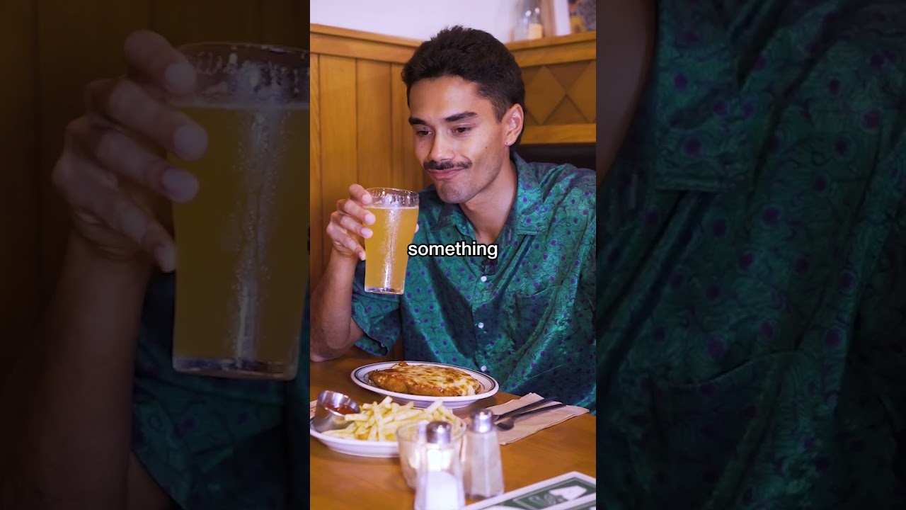 The BEST Chicken Parmy on the Gold Coast 🐔 Available at this Burleigh Heads Bar!