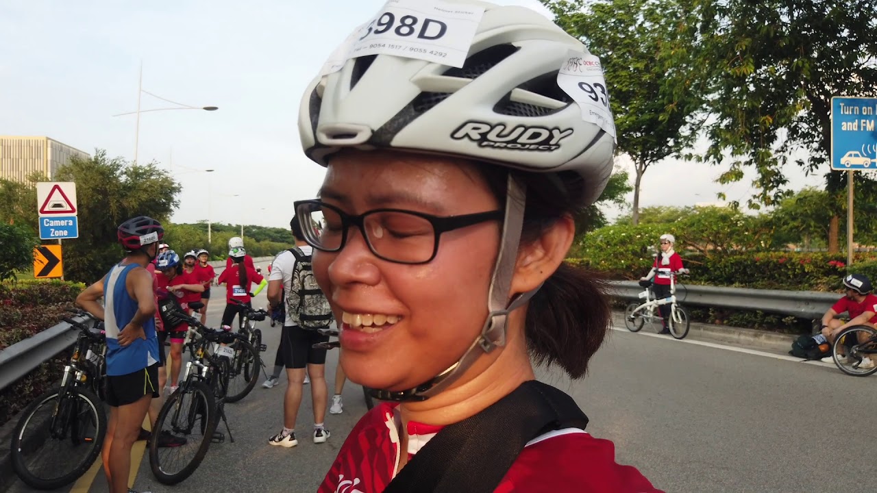 OCBC Cycle 2019 Wheelies - YouTube