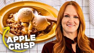 Ree Drummond's COZY Apple Crisp 🍎 The Pioneer Woman | Food Network
