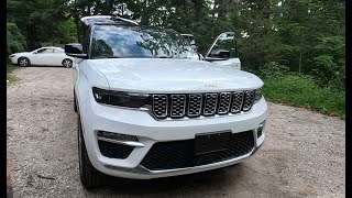 Sports Performance 2023 Jeep Grand Cherokee Review\\Summit 4xE Review