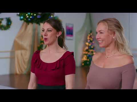 عيد الميلاد في قاعة الرقص المقطع الدعائي