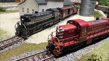 Railfan Extra 12 - Chasing Alcos on the N Scale 2x4 Pop up Layout