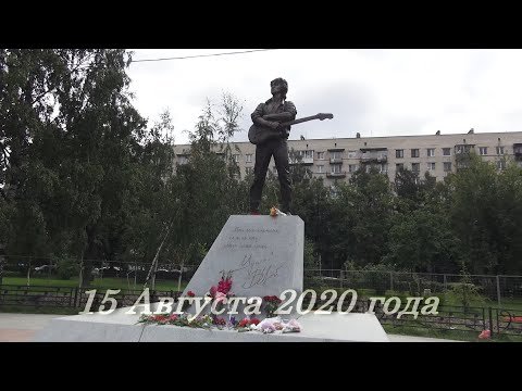 Памятник Виктору Цою в Петербурге установлен.