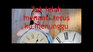 Download Lagu Zaskia Gotik  Tarik Selimut  (LIRIK) MP3 Download Lagu Zaskia Gotik  Tarik Selimut  (LIRIK) MP3