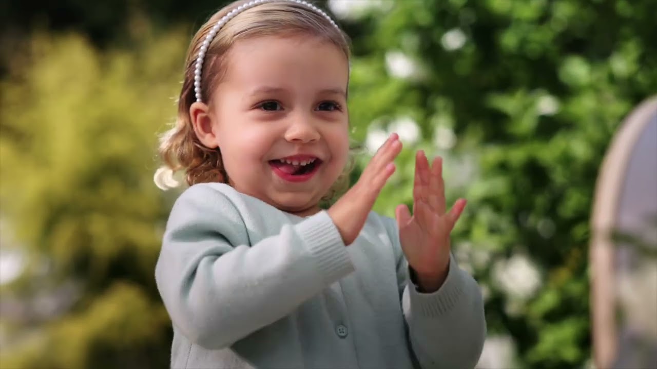 Light & Sizzle Pizza Oven Set | E3236 | Hape Kids Pizza Kitchen Toy | Pretend Play Cooking Set