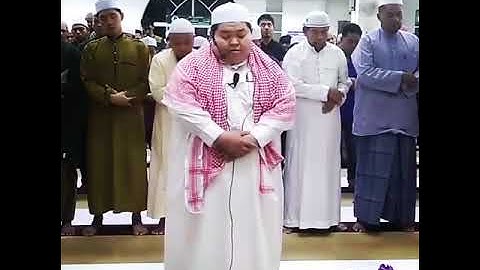 القارئ شكري علي