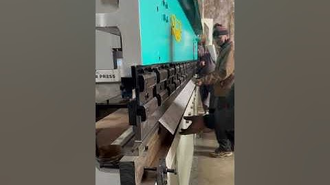 cnc press brake bending machine 3200 x 110 tons