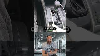 NUNCA estaciones así en un AUTO AUTOMÁTICO dañas #shorts #mecanica