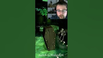 Streamer CANNOT escape from HOT VAMPIRES!!! #shorts #gaming #speedrun #funny #loud