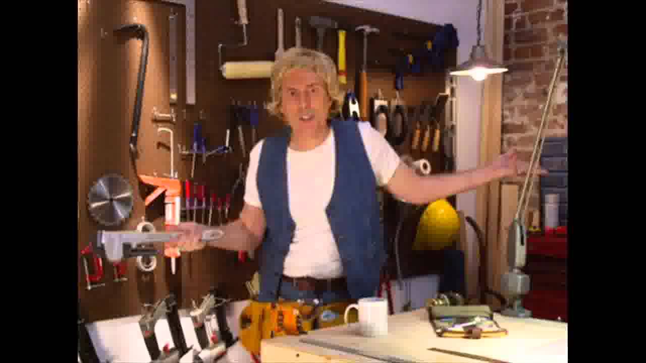 Weird Al Yankovic Parodies Iggy Azalea's Fancy With New Handy Music