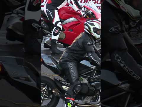 Ducati Panigale vs H2 Kawasaki