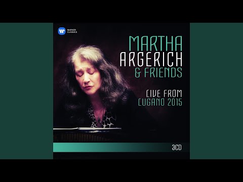 Putar Clarinet Trio in A Minor, Op. 114 : Brahms: Clarinet Trio in A Minor, Op. 114: III. Andantino grazioso - Gautier Capuçon