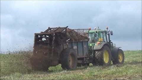 Ploughing & Muck Spreading for Maize with John Deeres