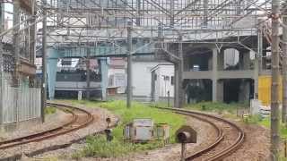 JR貨物 EF65-2074牽引1157レ・EF210-105牽引 遅1052レ　浜川崎駅同時通過