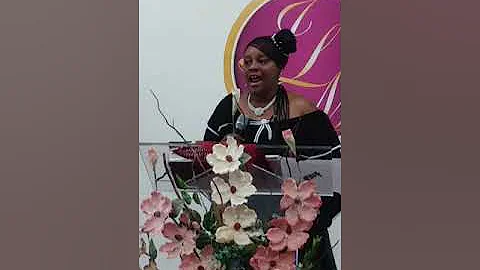 Jlm prophetess Earline Smith(3)