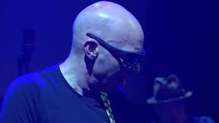 Joe Satriani Thunder high on the mountain live SENA Awards 2018 full and uninterrupted. HD