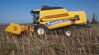:   2017  NewHolland