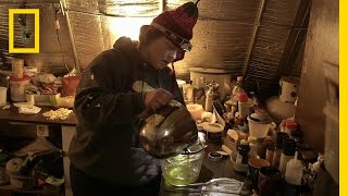 Sue Makes Homemade Balm | Life Below Zero