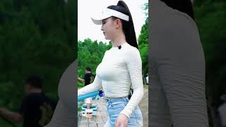👀这鱼来得，恰到好处# 钓鱼 # 女钓手 # 2025