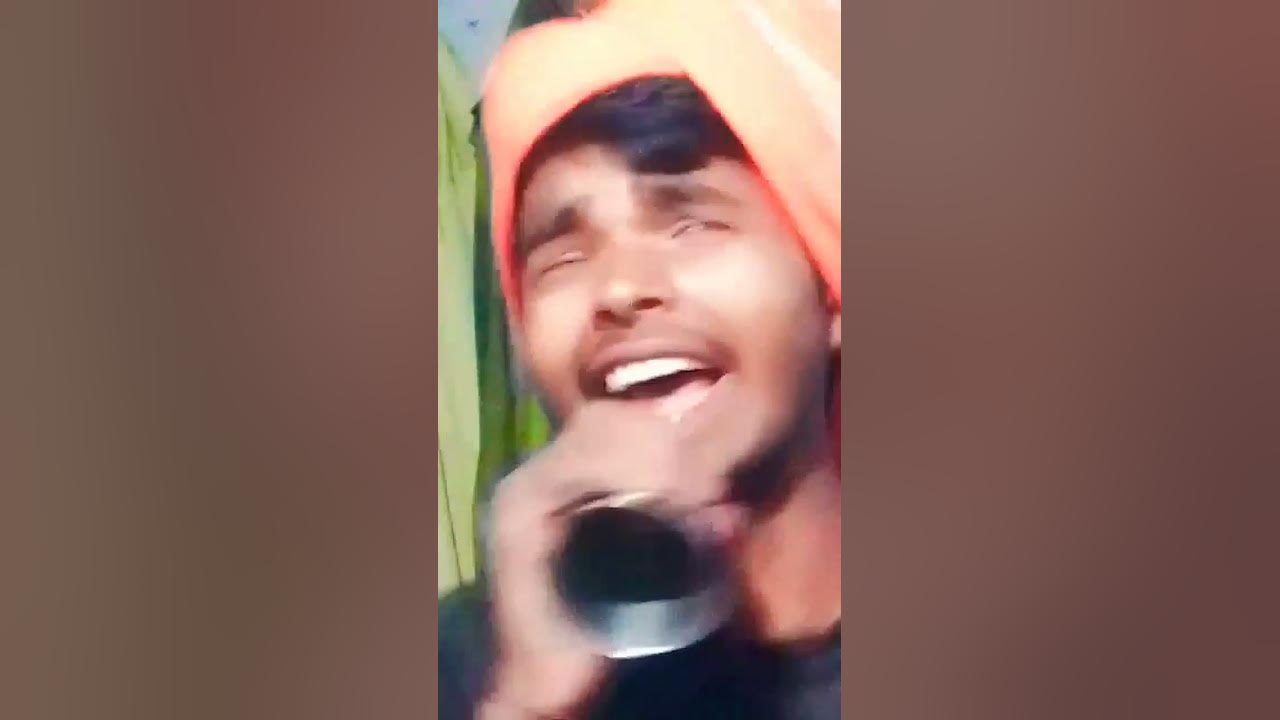 y-pahli-bar-ka-milna-vi-kitna-pagl-krdeta-hi-kuch-k-uch-hota-h