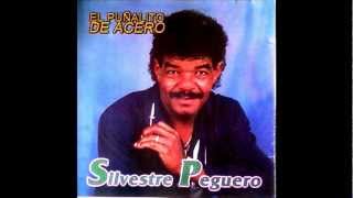 Video thumbnail of "Silvestre Peguero   El Puñalito De Acero"