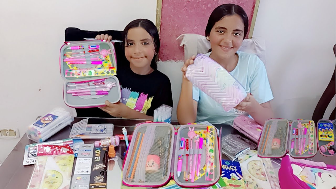 ماذا يوجد في المقلمة المدرسية👝خدنا كل حاجه فى المقلمة🤗 pensil case🖊️📐🖍️🖌️🎨