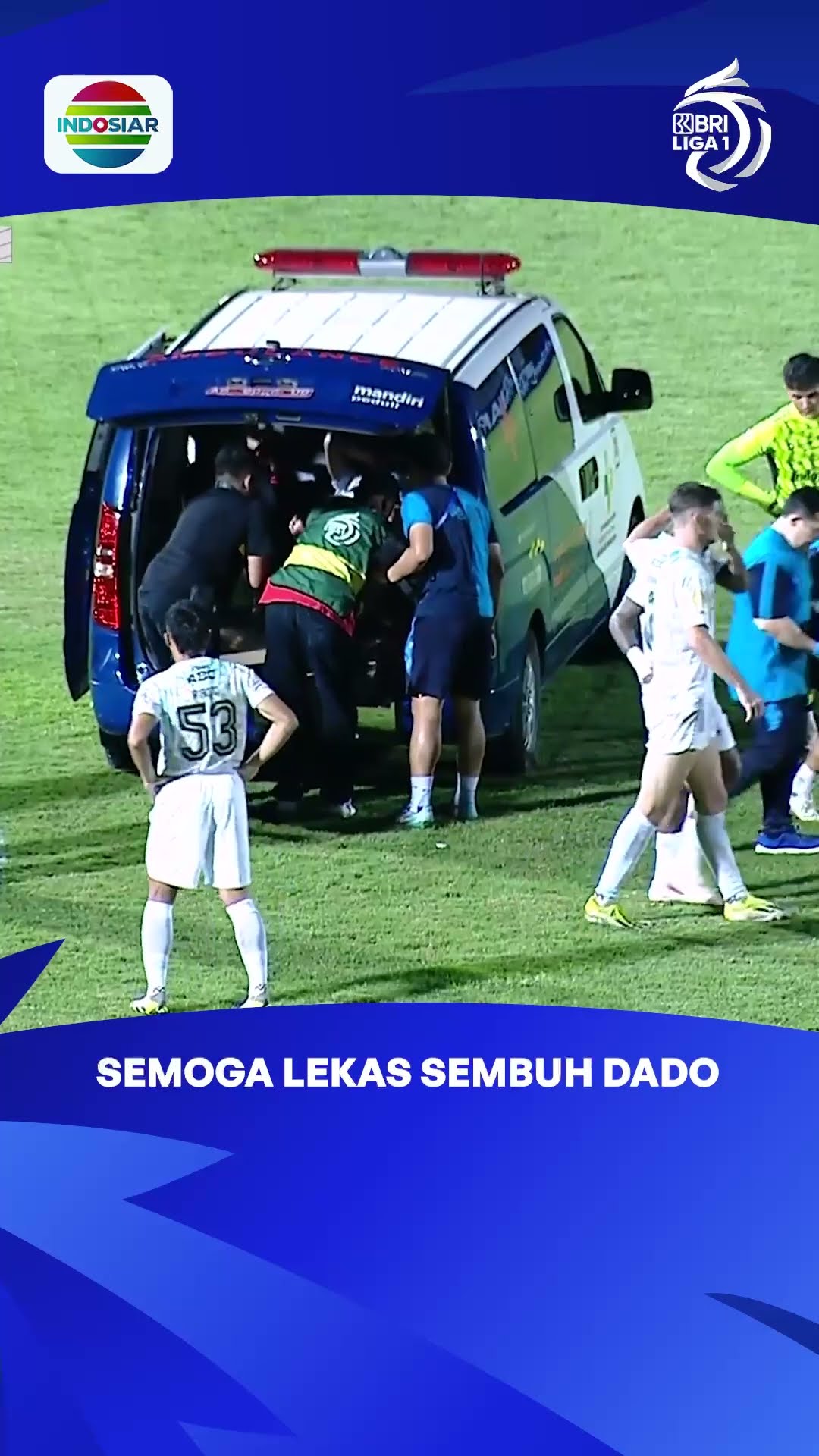 Ambulance masuk lapangan! Semoga lekasi semboh Dodo, mari kita doakan yang terbaik #shorts #liga1