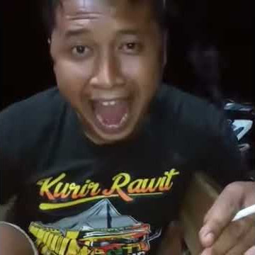 story WhatsApp kocak  Bluetooth kurir sawit