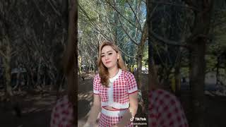 Vita Alvia Goyang Aduhai