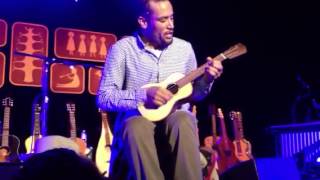 Ben Harper  (live)  Suzy Blue on ukulele chords