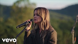 Maren Morris - What Would This World Do? (In Rare Form)