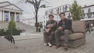 Video-Miniaturansicht von „Elite Banda / Te Siento (Live 'Ukulele)“