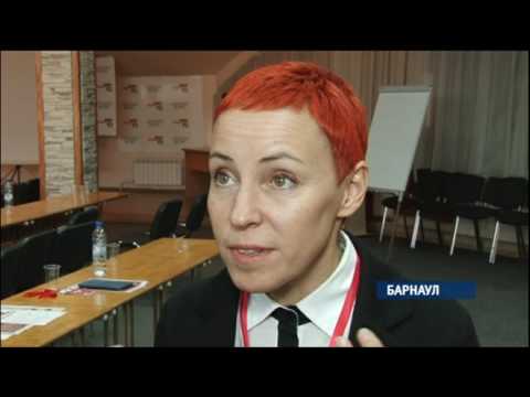 Алёна Август, Политический консультант