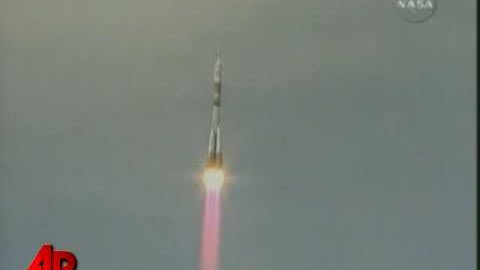 Raw Video: Soyuz Blasts Off for Space Station